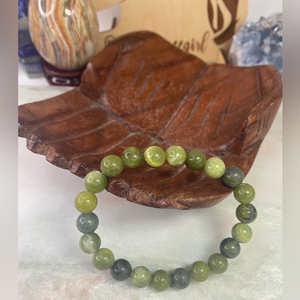 Green Canadian Nephrite Jade Stone of Grace Bracelet 8mm - Picture 6 of 6